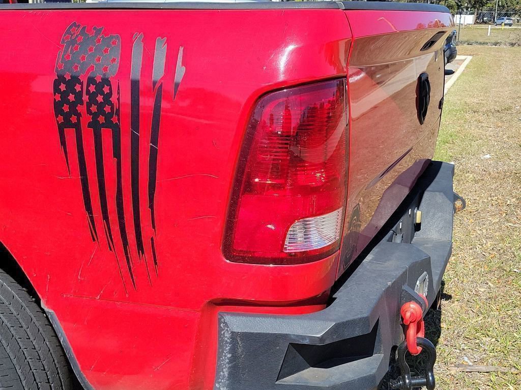 Used 2014 RAM 1500 Express image 9