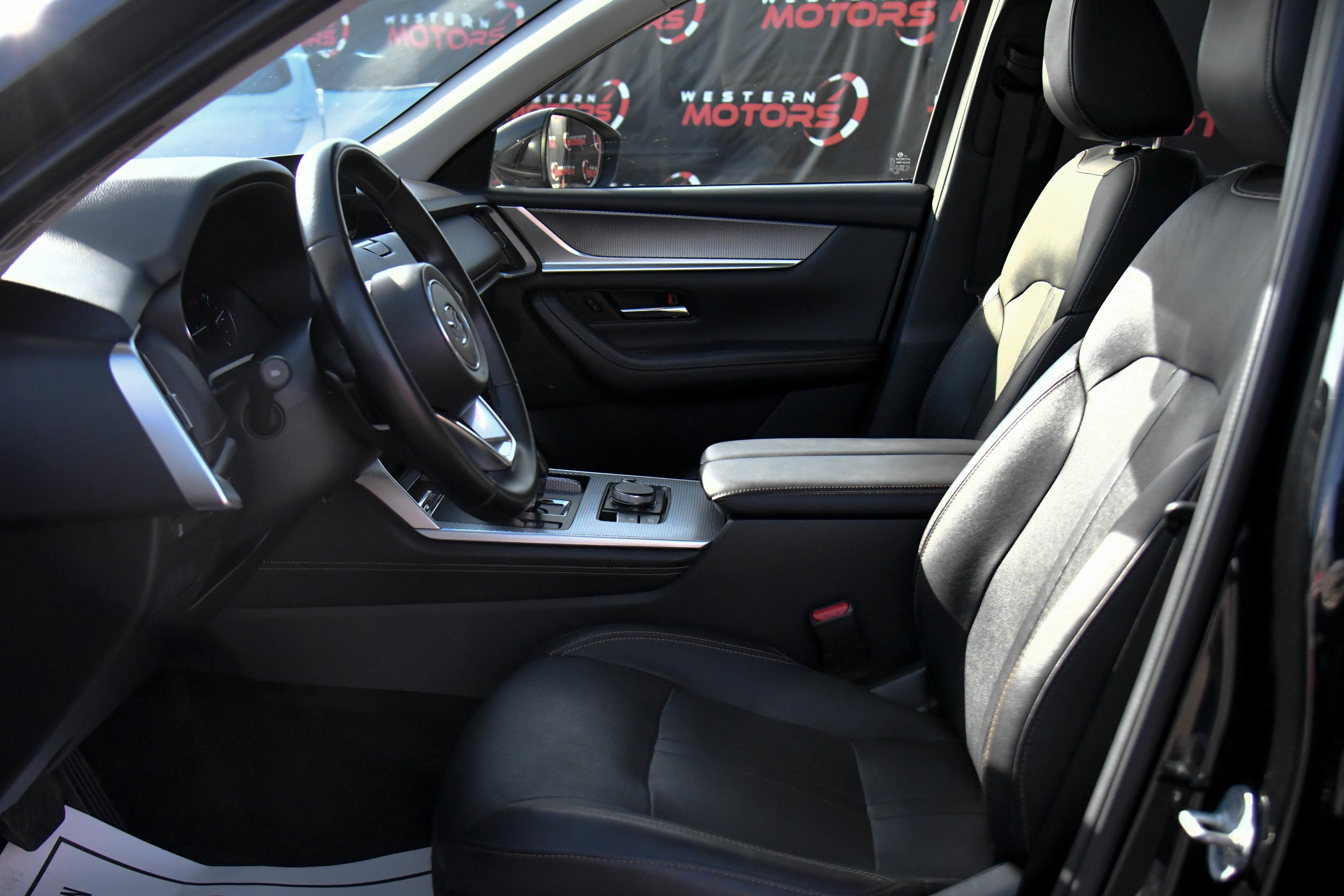 Used 2024 MAZDA CX-90 3.3 Turbo w/ Preferred Plus image 18