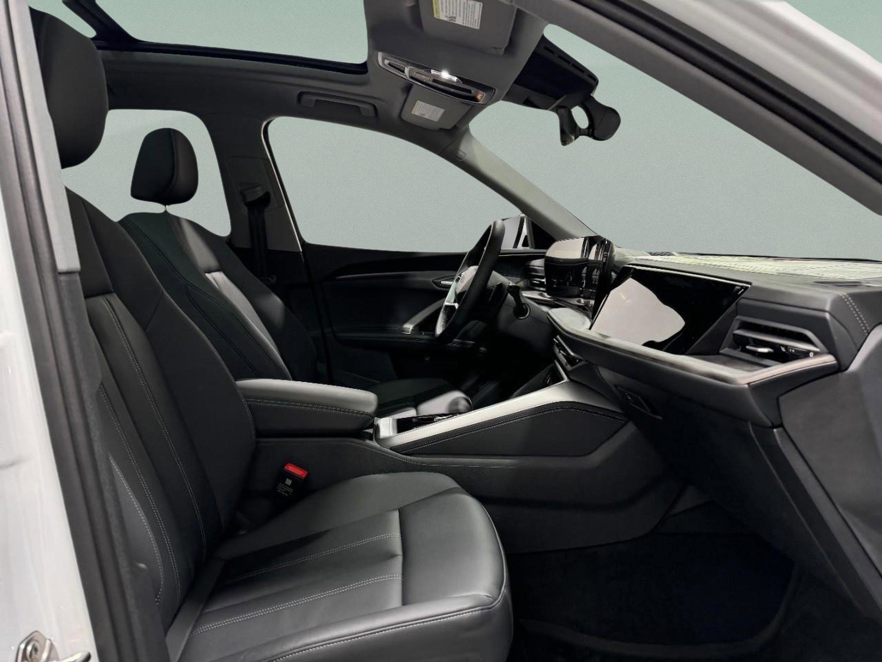 New 2025 Audi Q5 Premium image 18