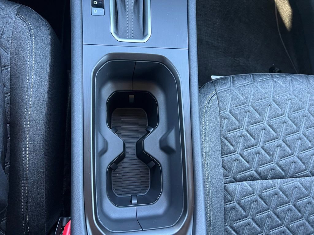 New 2026 Nissan Kicks SV w/ Illumination Package image 12