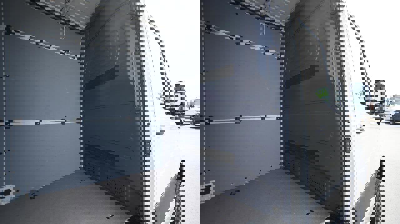 Used 2024 Mercedes-Benz Sprinter 144 Cargo image 10