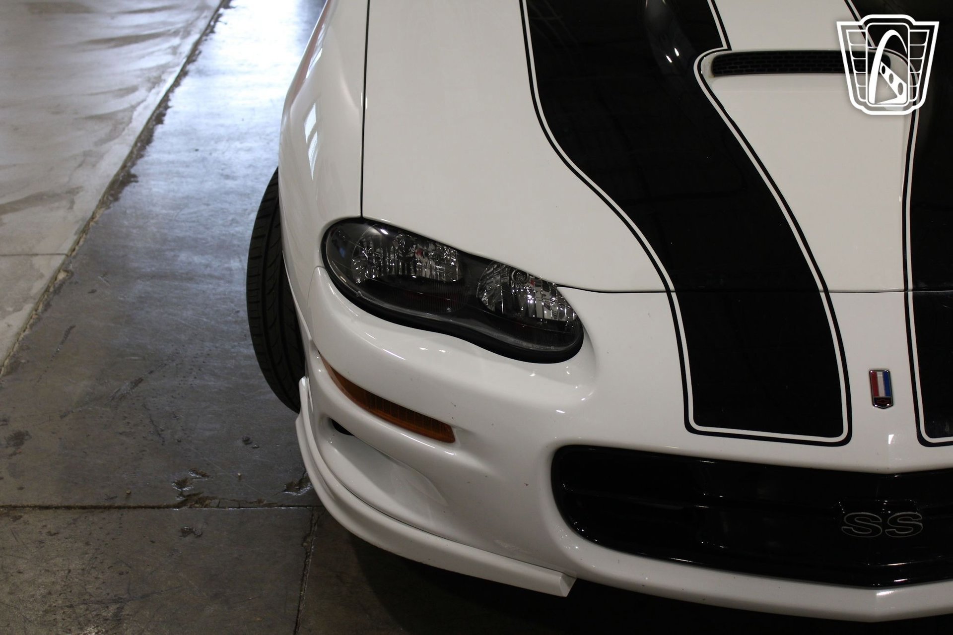 Used 2001 Chevrolet Camaro Z28 w/ SS Performance/Appearance Pkg RWD image 29