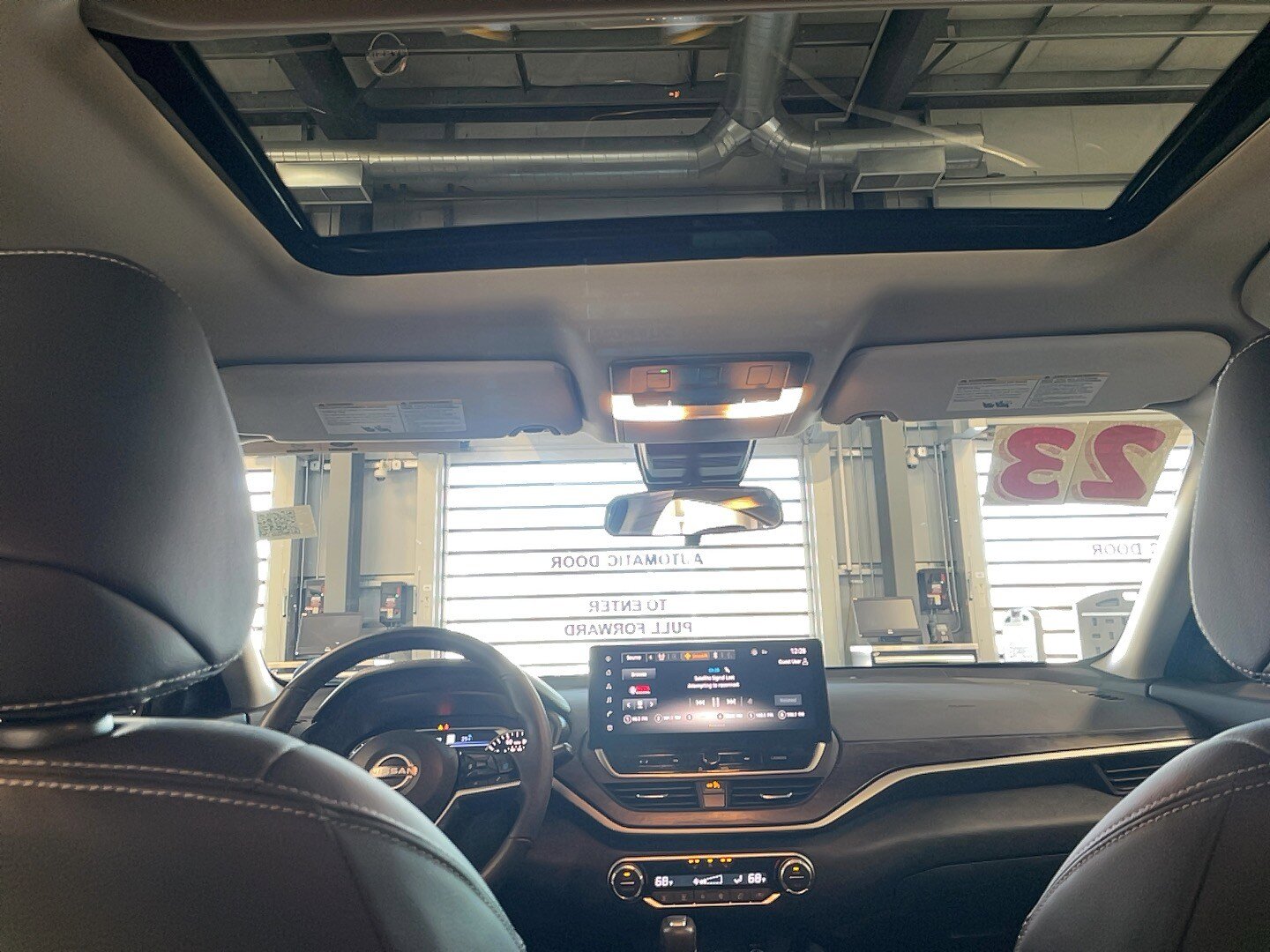 Used 2023 Nissan Altima 2.5 SL FWD image 7