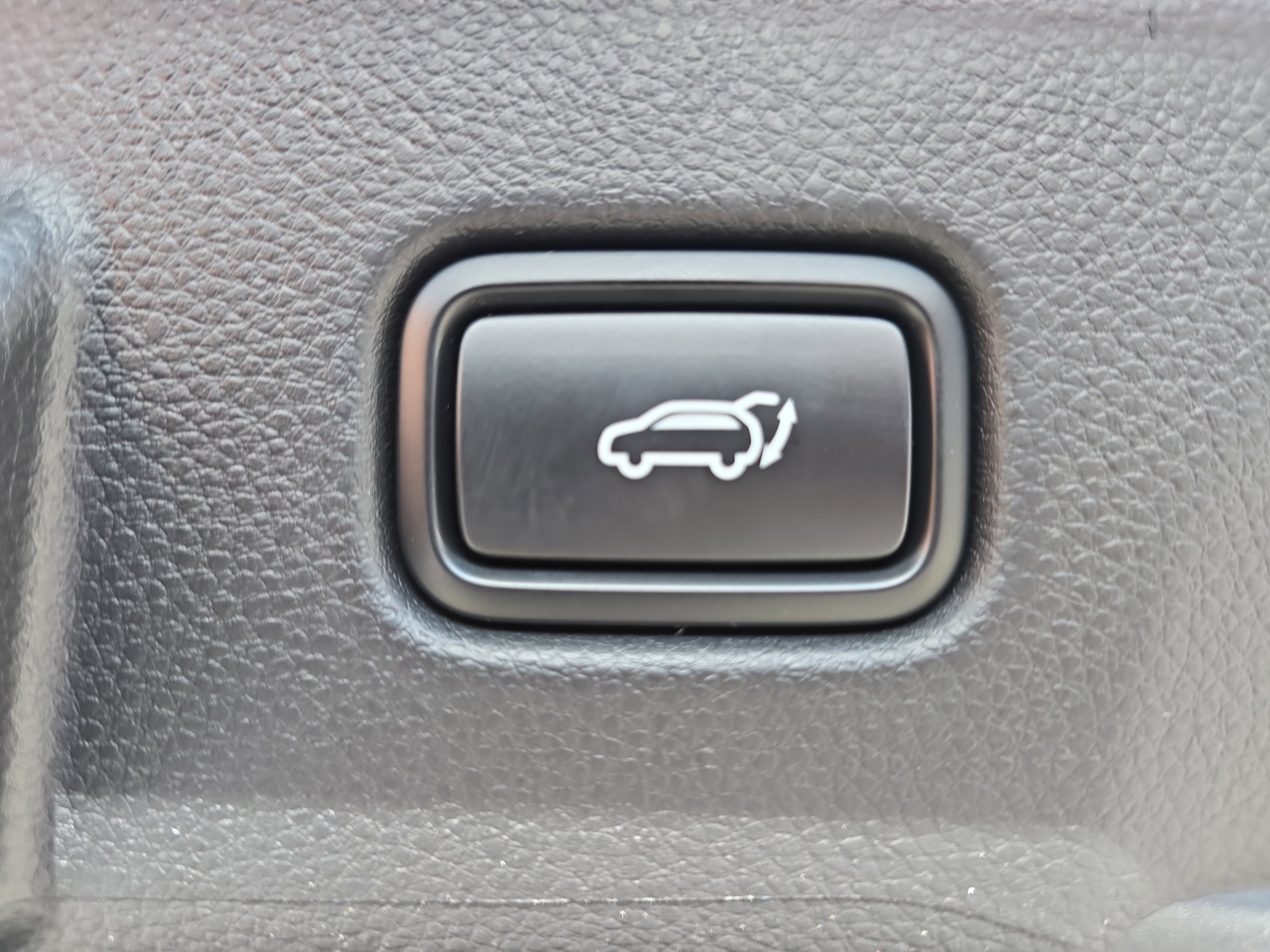 New 2026 Kia Seltos SX image 13