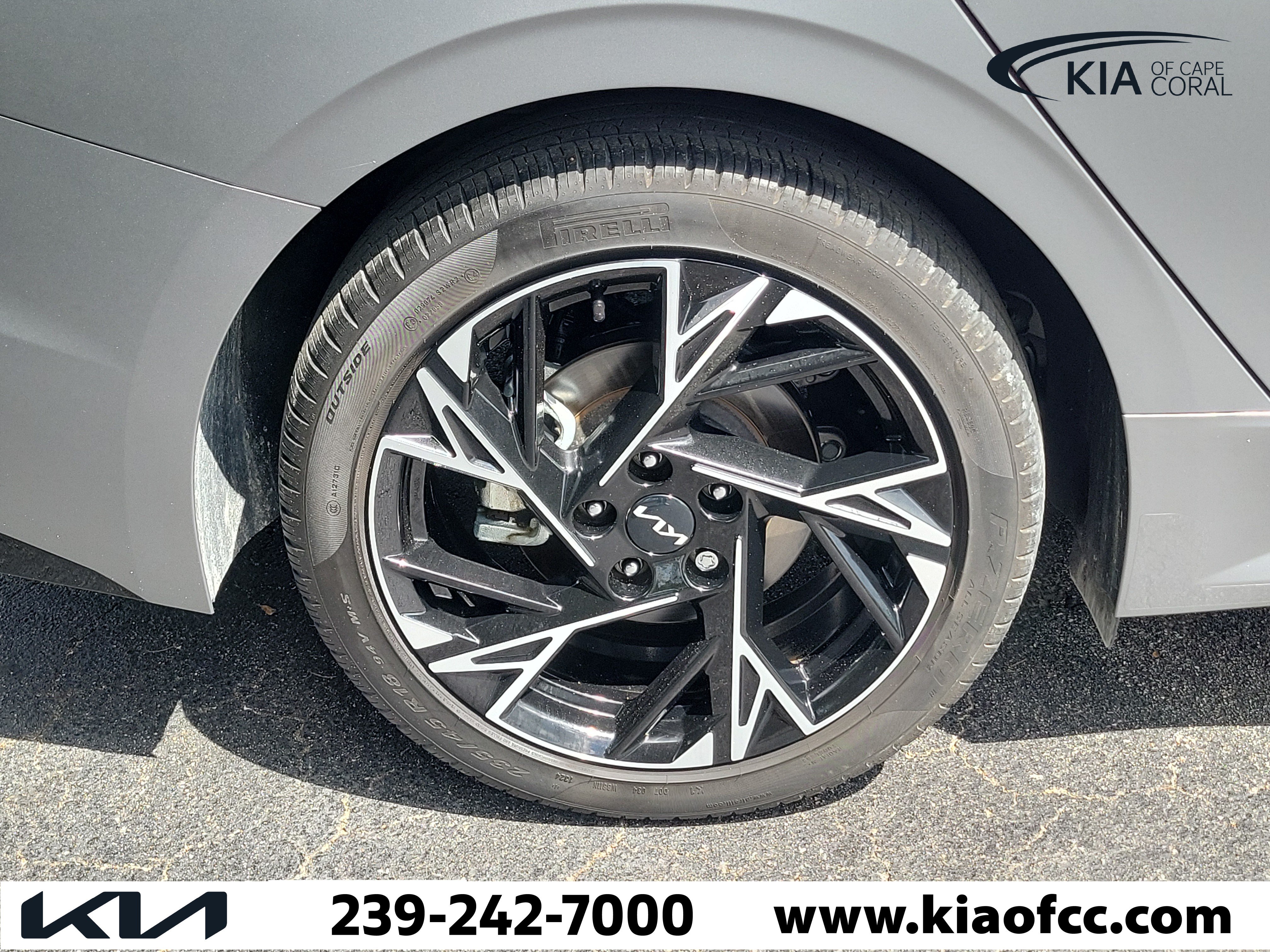 Certified 2025 Kia K5 GT-Line w/ GT-Line Premium Package FWD image 9