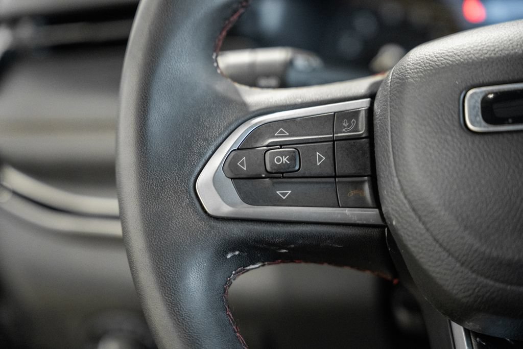Certified 2025 Jeep Compass Trailhawk AWD/4WD image 22
