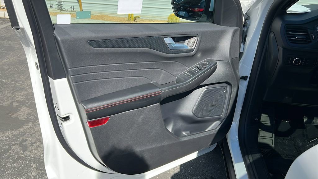 New 2025 Ford Escape ST-Line Select image 21