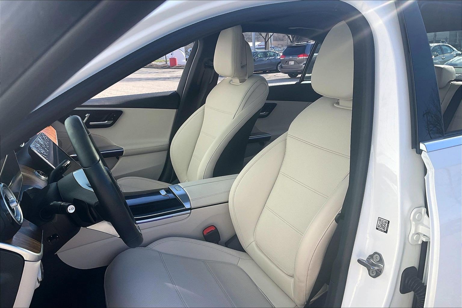 Used 2023 Mercedes-Benz C 300 4MATIC Sedan w/ Exclusive Trim Package image 30