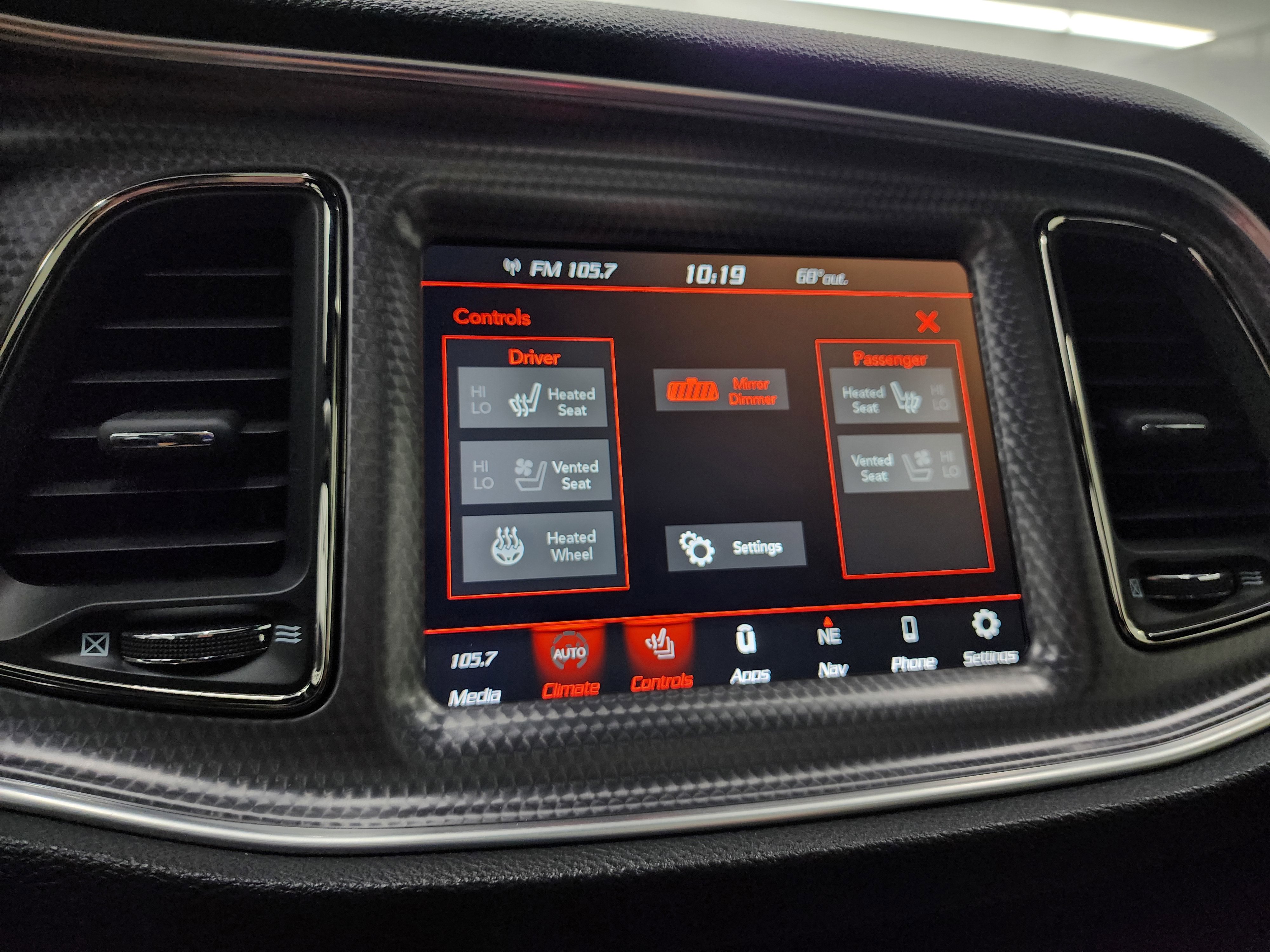 Used 2018 Dodge Challenger SRT Hellcat image 41