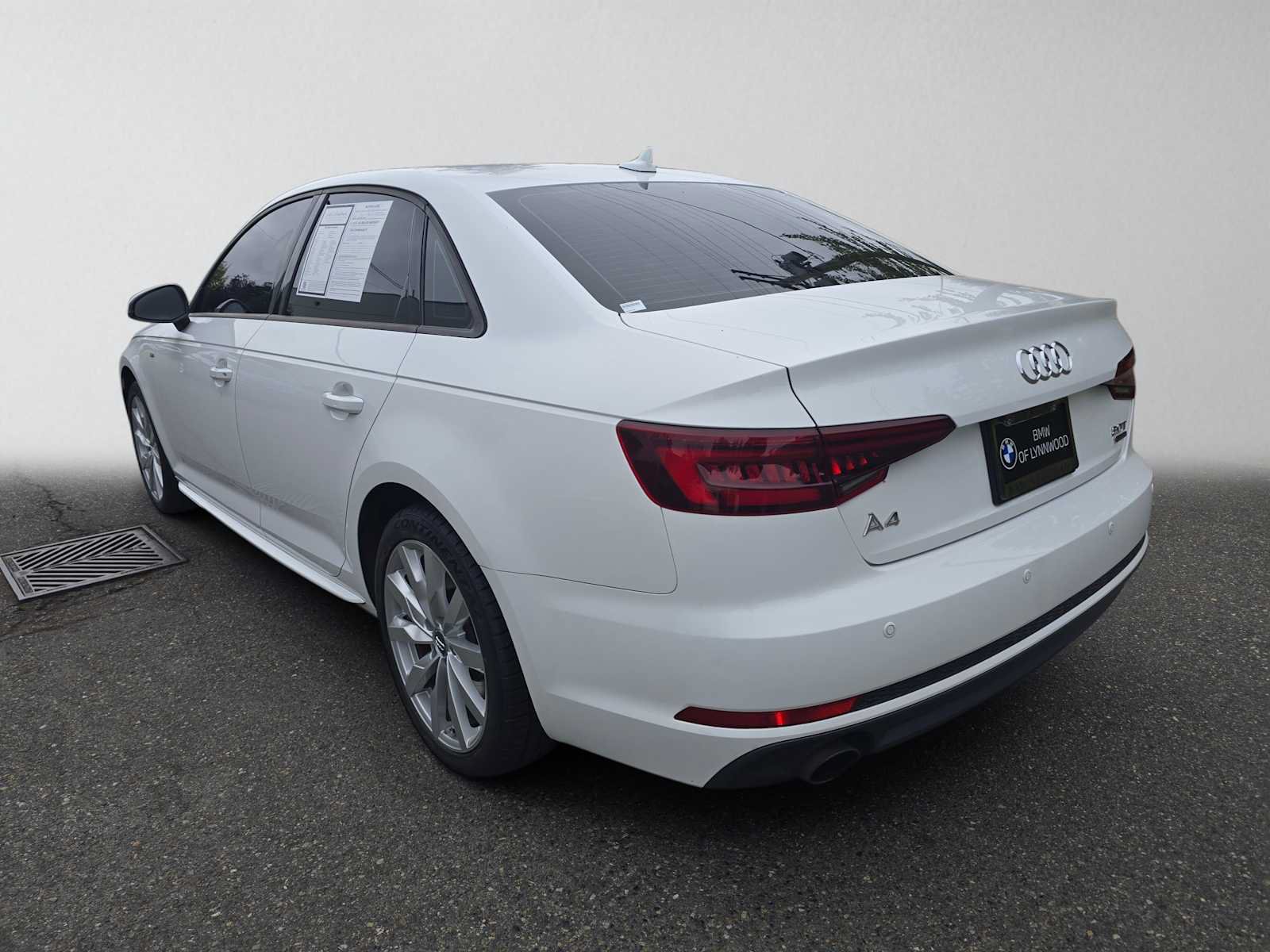 Used 2018 Audi A4 2.0T Premium w/ Convenience Package AWD/4WD image 5