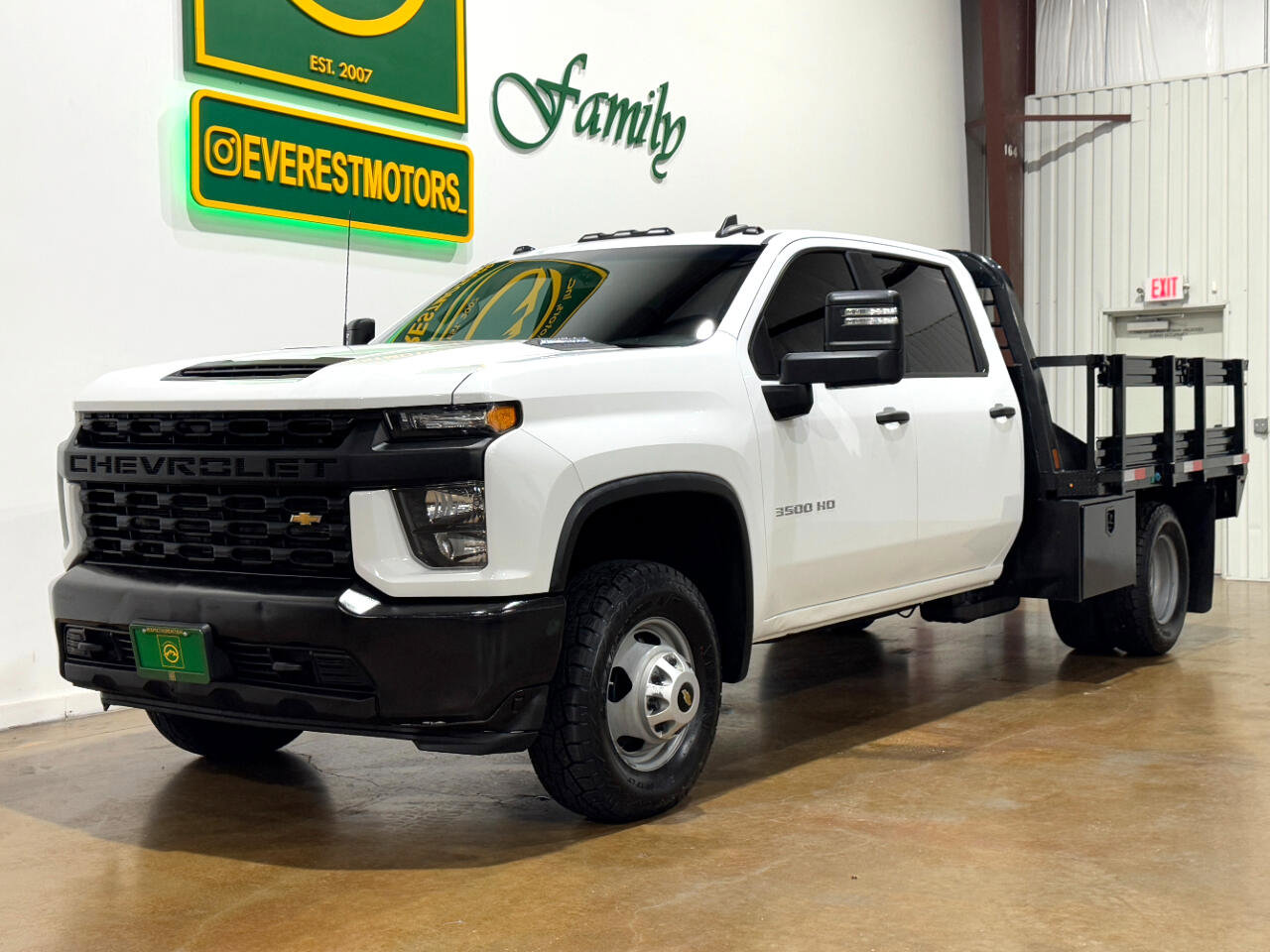 Used 2023 Chevrolet Silverado 3500 W/T w/ WT Convenience Package image 3