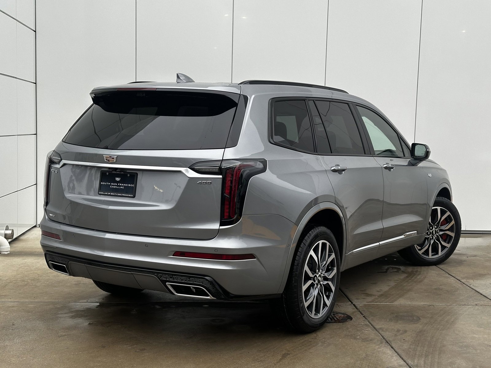 New 2025 Cadillac XT6 Sport w/ Technology Package image 4