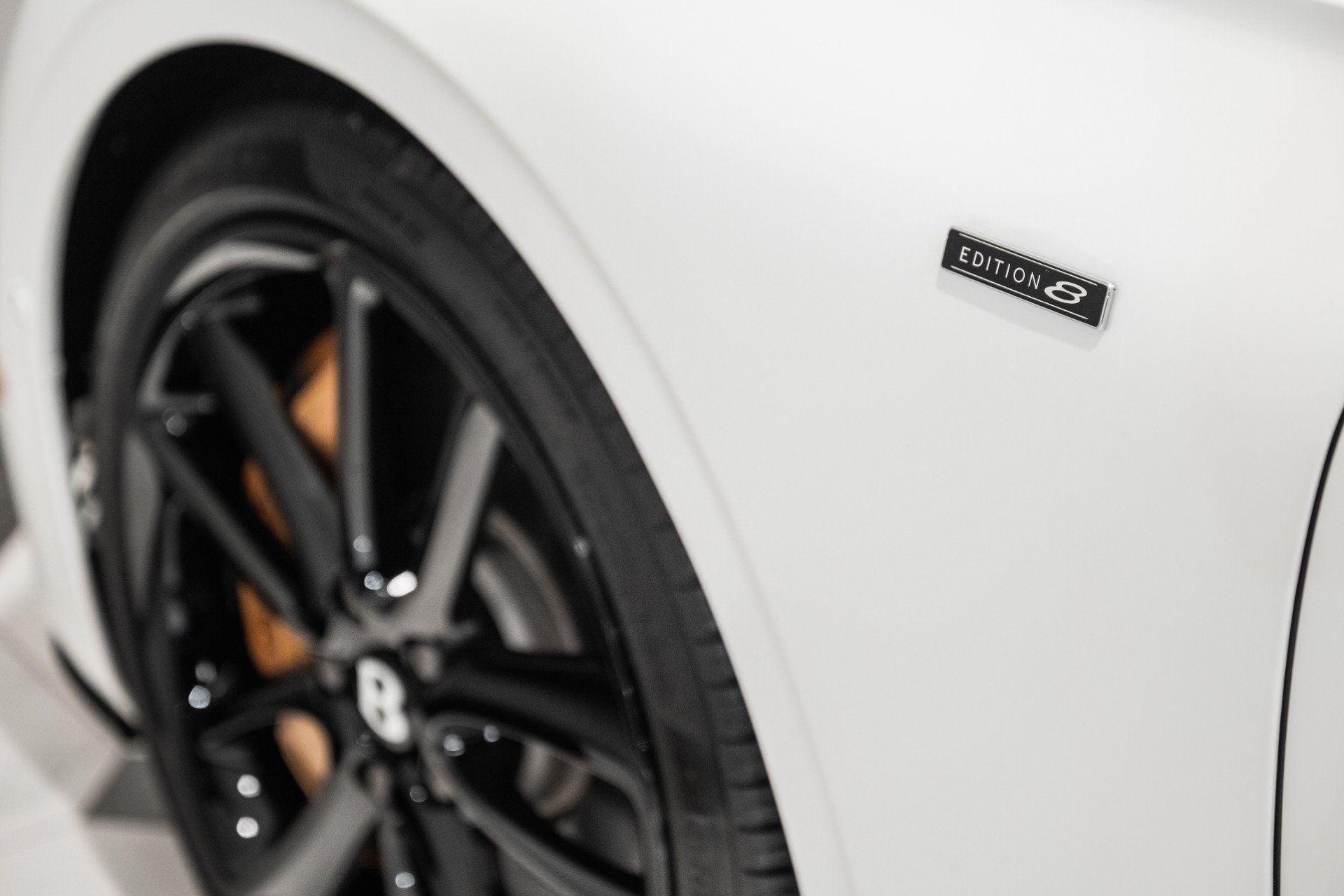 New 2024 Bentley Continental GT V8 AWD/4WD image 15
