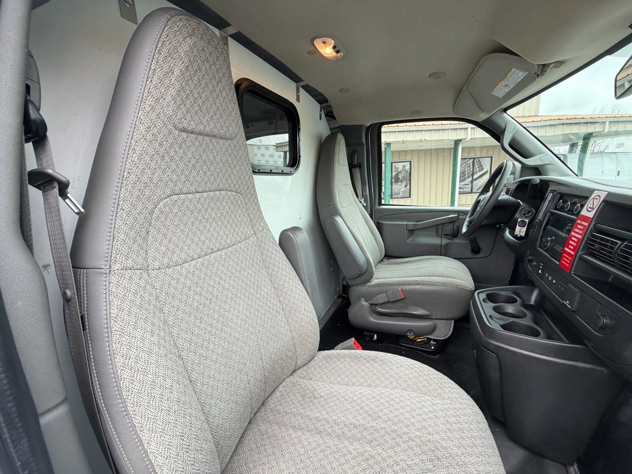 Used 2019 Chevrolet Express 2500 RWD image 14