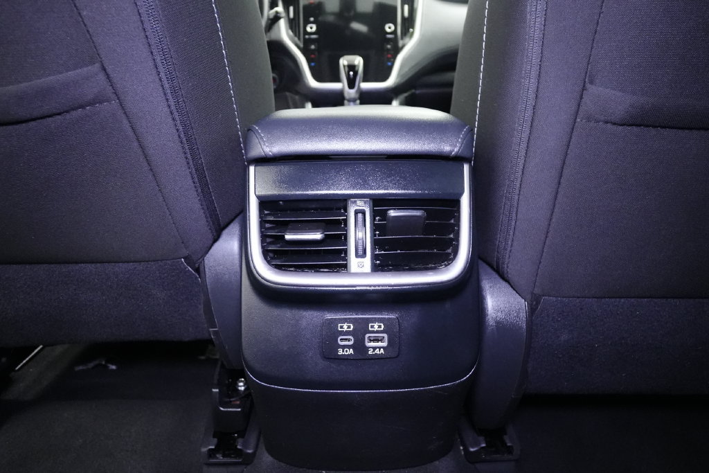 Used 2023 Subaru Outback Premium AWD/4WD image 18