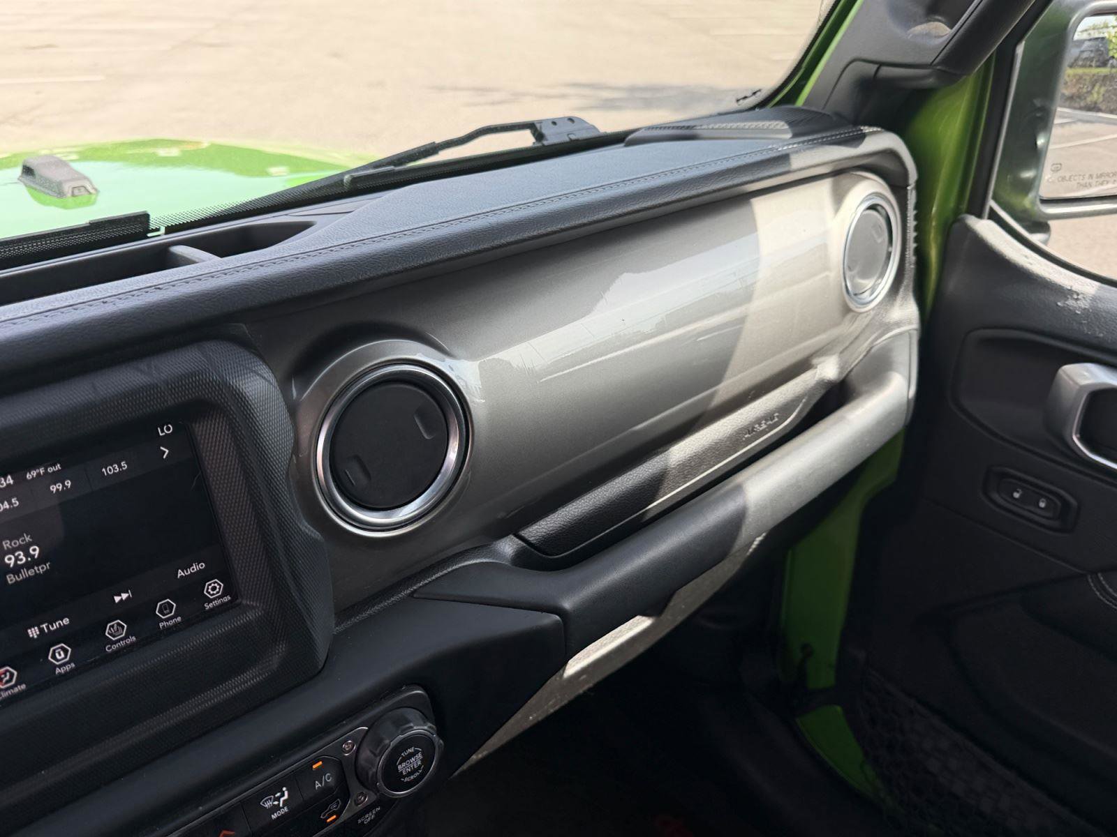 Used 2018 Jeep Wrangler Unlimited Sahara w/ Dual Top Group image 31