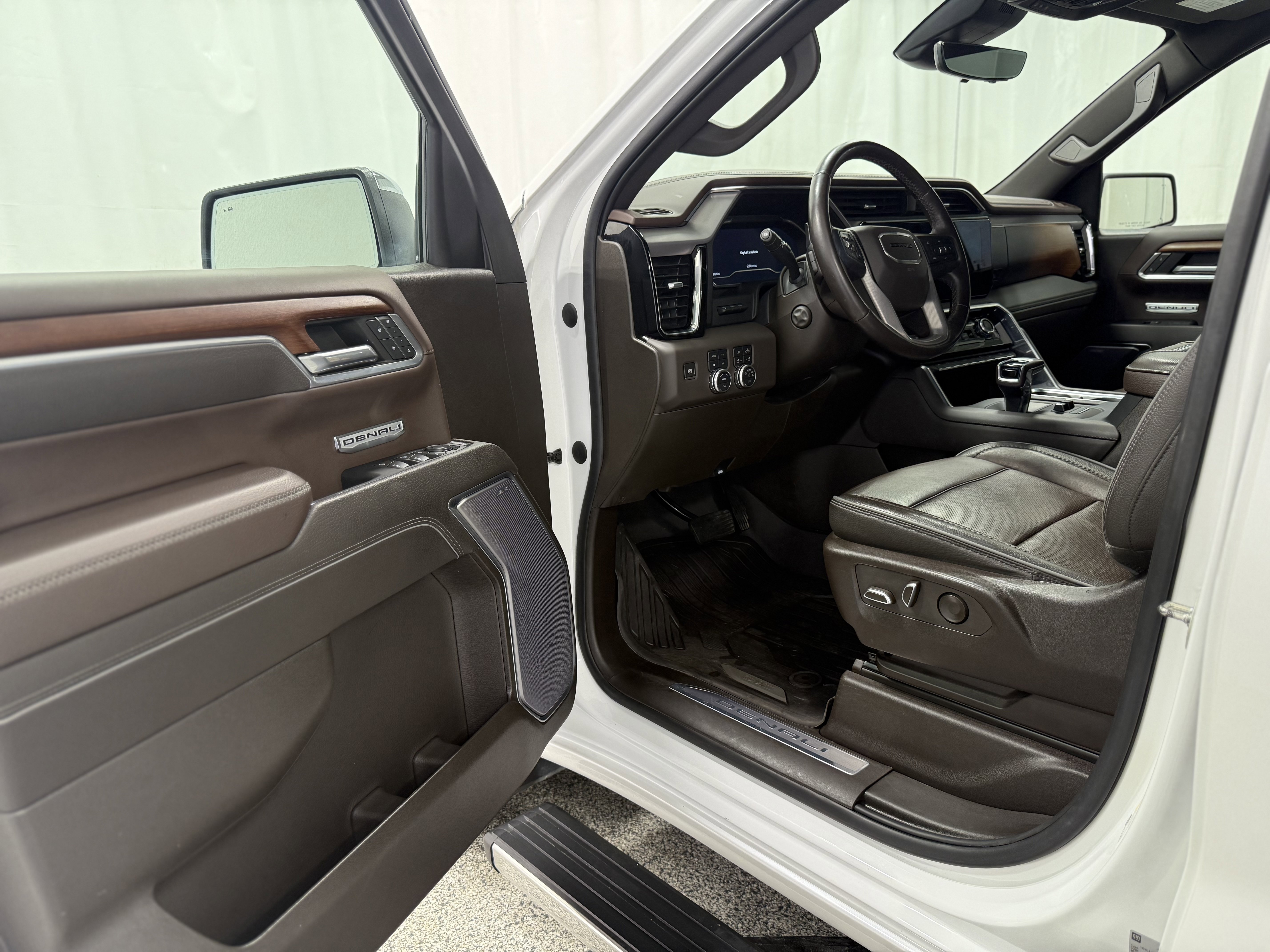 Certified 2022 GMC Sierra 1500 Denali w/ Denali Reserve Package image 12