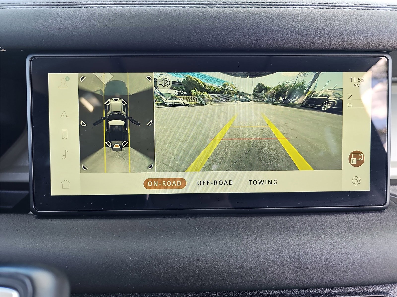 Used 2024 Land Rover Defender 90 S image 22