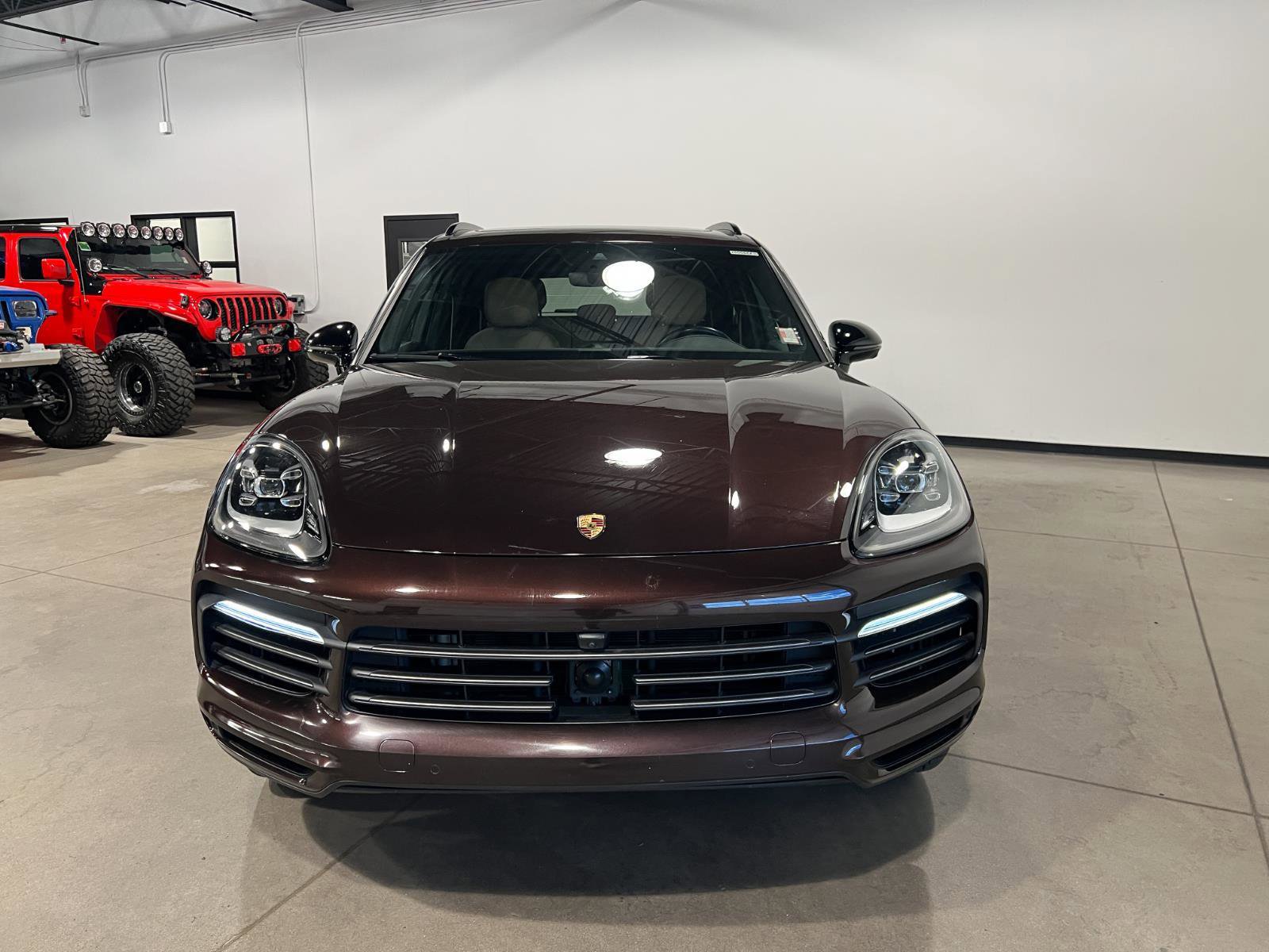 Used 2023 Porsche Cayenne Platinum Edition AWD/4WD image 8