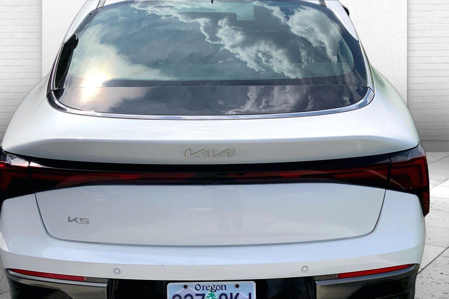 Used 2025 Kia K5 LXS FWD image 1