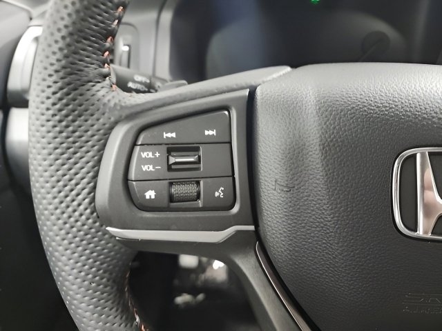 Used 2025 Honda Ridgeline TrailSport image 29