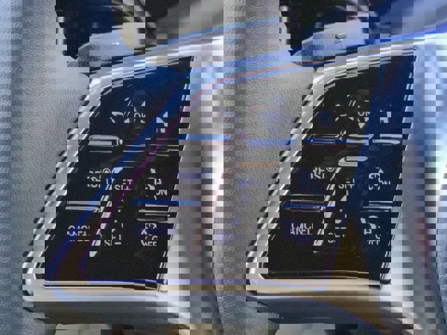 Used 2025 Mercedes-Benz GLA 250 image 23