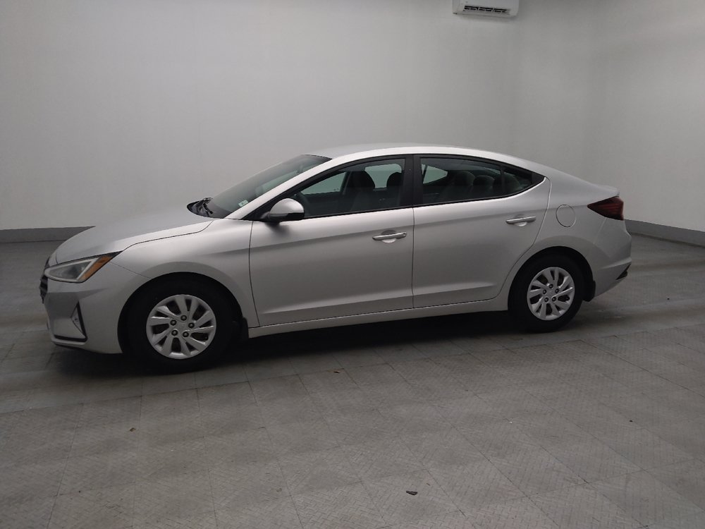Used 2019 Hyundai Elantra SE FWD image 2