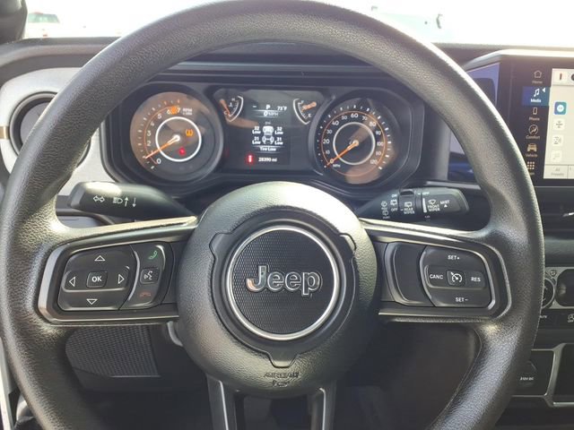 Used 2024 Jeep Wrangler Unlimited Sport AWD/4WD image 7