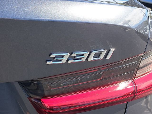 Used 2022 BMW 330i Sedan w/ Driving Assistance Package image 8