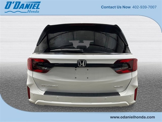 New 2026 Honda Odyssey Touring image 4