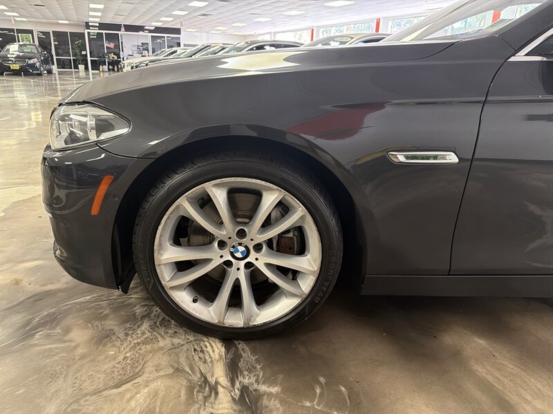 Used 2015 BMW 535i Sedan RWD image 4
