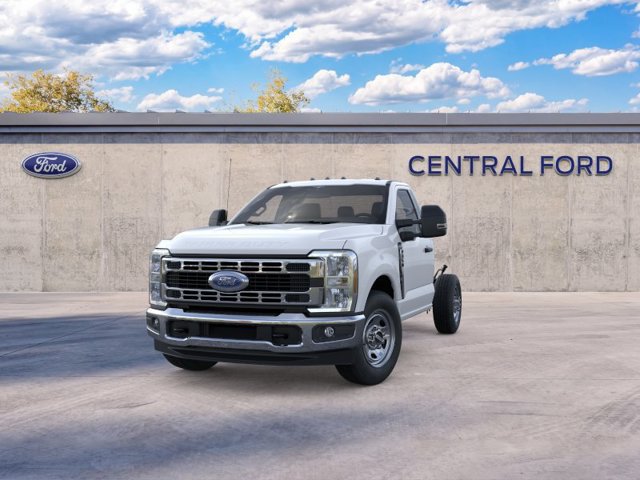 New 2026 Ford F350 XL w/ XL Chrome Package RWD image 2