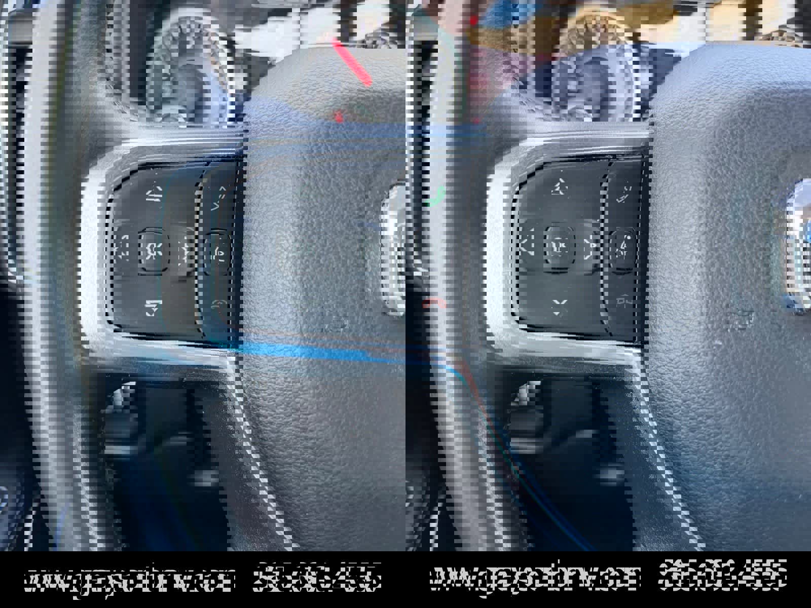 Used 2023 RAM 1500 Laramie AWD/4WD image 26