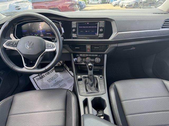 Used 2023 Volkswagen Jetta SE w/ Black Wheel Package FWD image 20