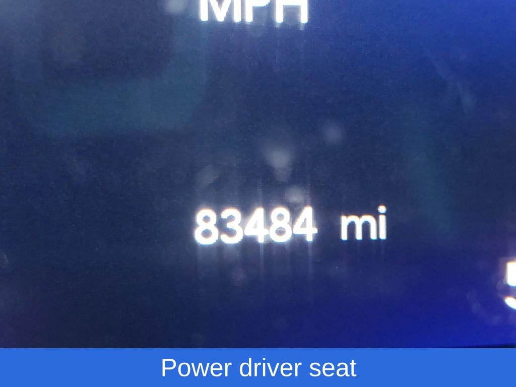 Used 2022 Chrysler Pacifica Touring-L image 21