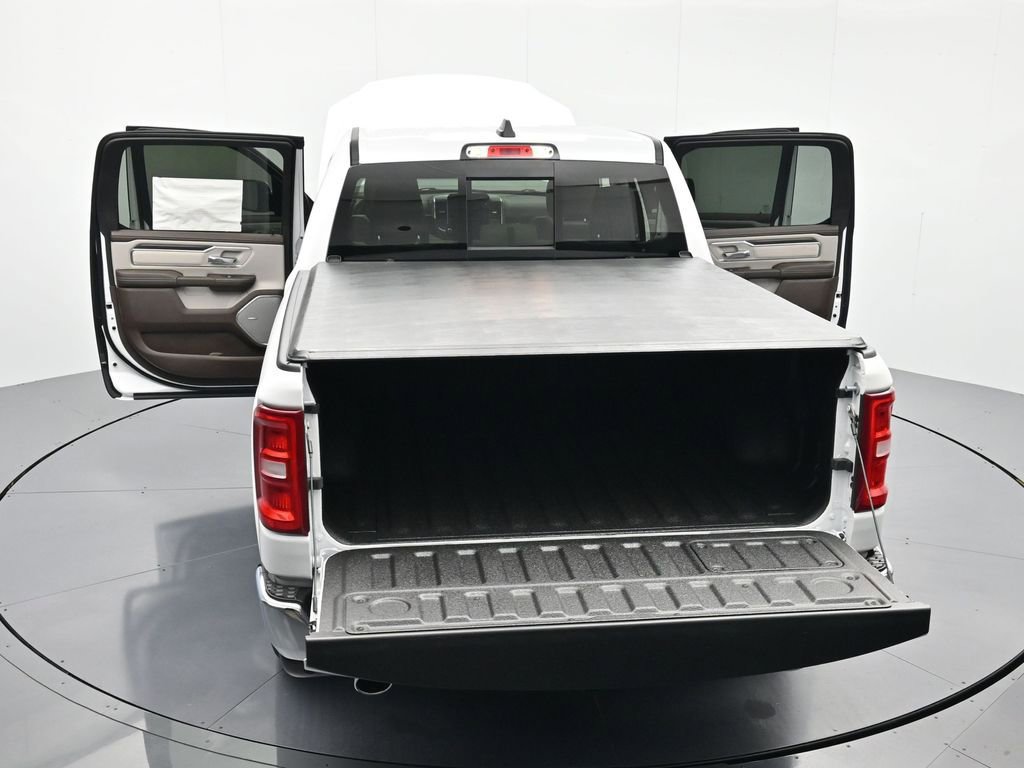 New 2026 RAM 1500 Laramie AWD/4WD image 46