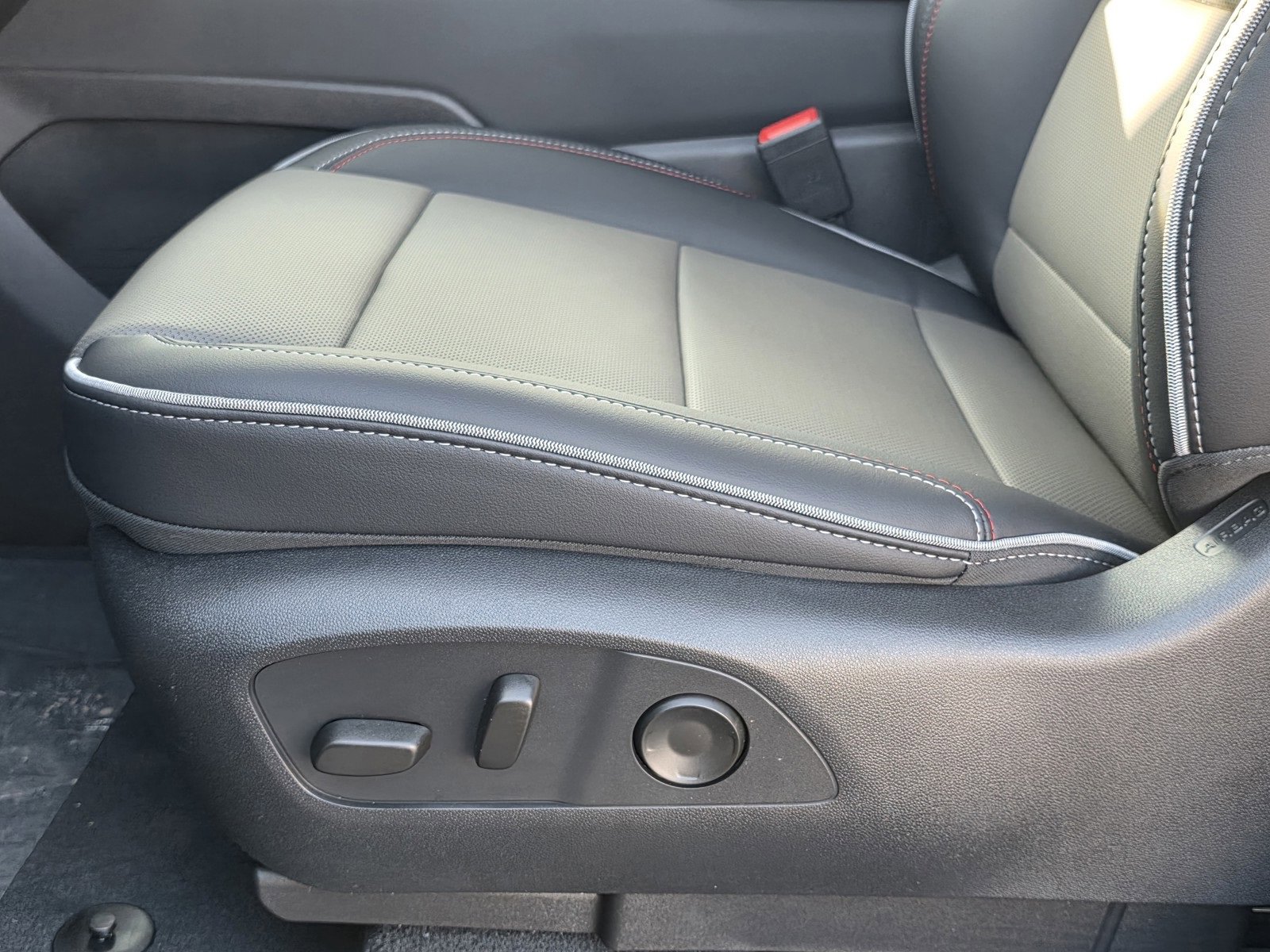 New 2026 Chevrolet Silverado EV Trail Boss image 24