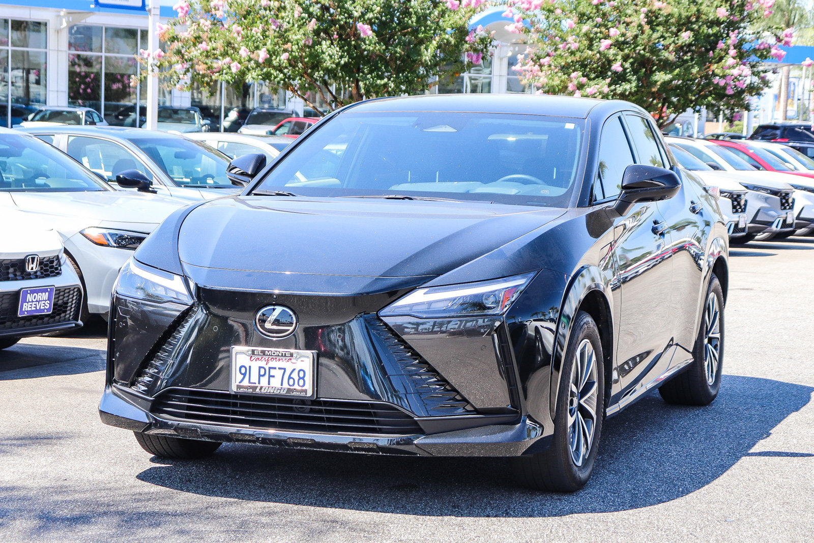 Used 2023 Lexus RZ 450e Premium w/ Technology Package AWD/4WD image 3
