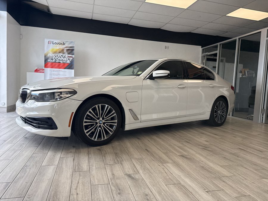 Used 2019 BMW 530e xDrive w/ Convenience Package