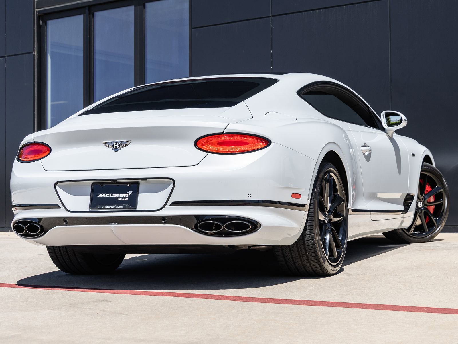 Used 2024 Bentley Continental GT image 8