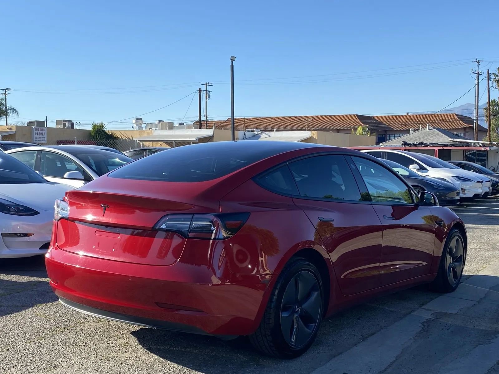 Used 2018 Tesla Model 3 Long Range RWD image 4