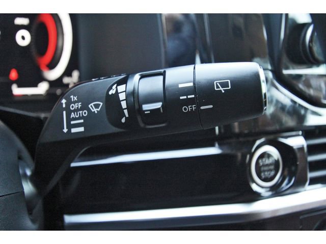 Used 2023 Nissan Pathfinder Platinum w/ Cargo Package AWD/4WD image 18