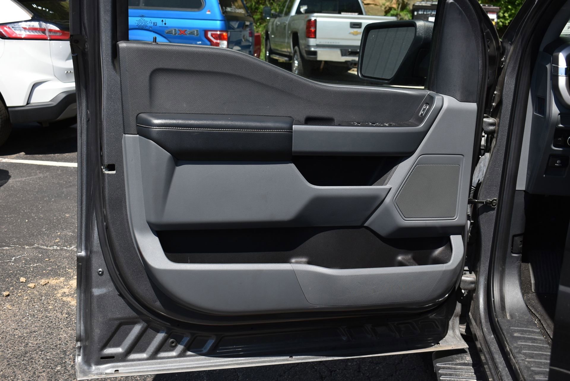 Used 2022 Ford F150 XLT image 12