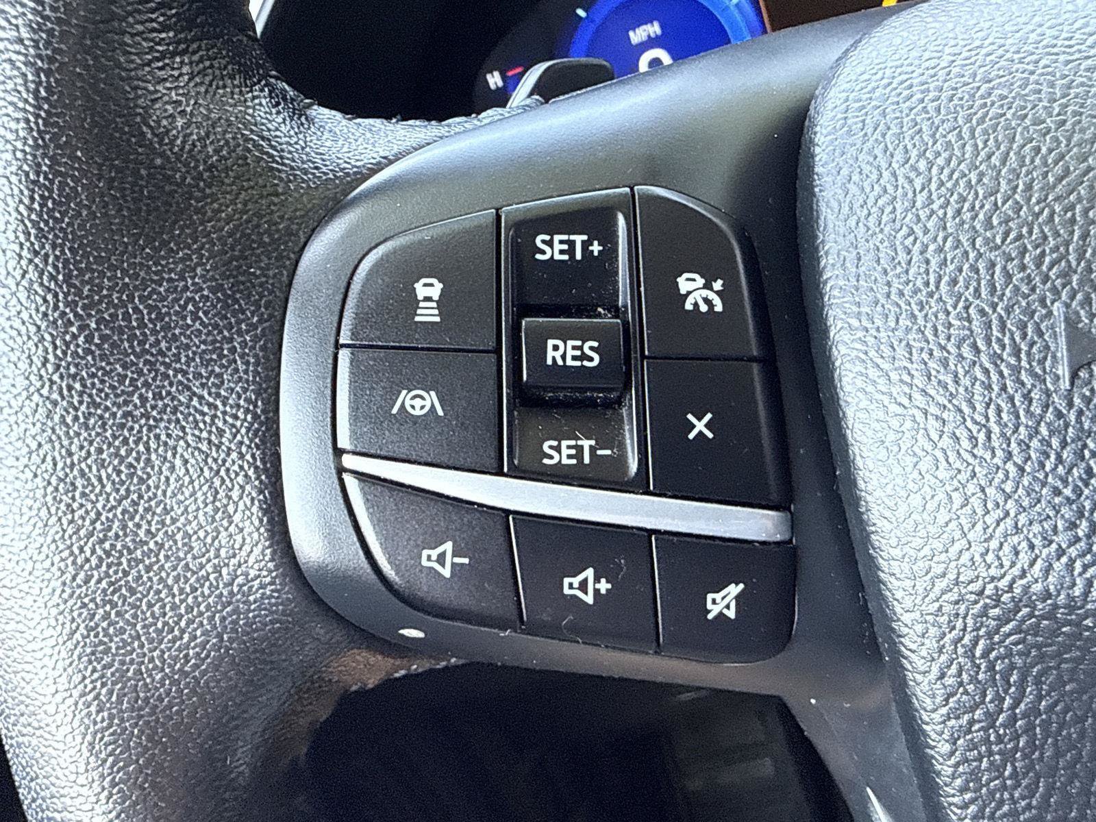 Used 2020 Ford Escape Titanium AWD/4WD image 24