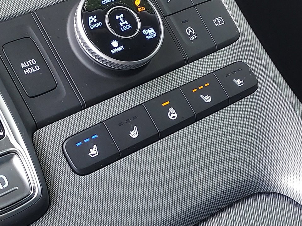 Certified 2025 Hyundai Palisade SEL image 27