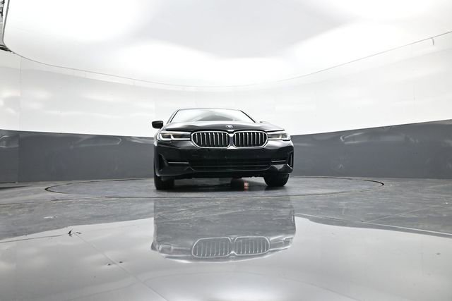 Used 2022 BMW 530i xDrive w/ Premium Package image 37
