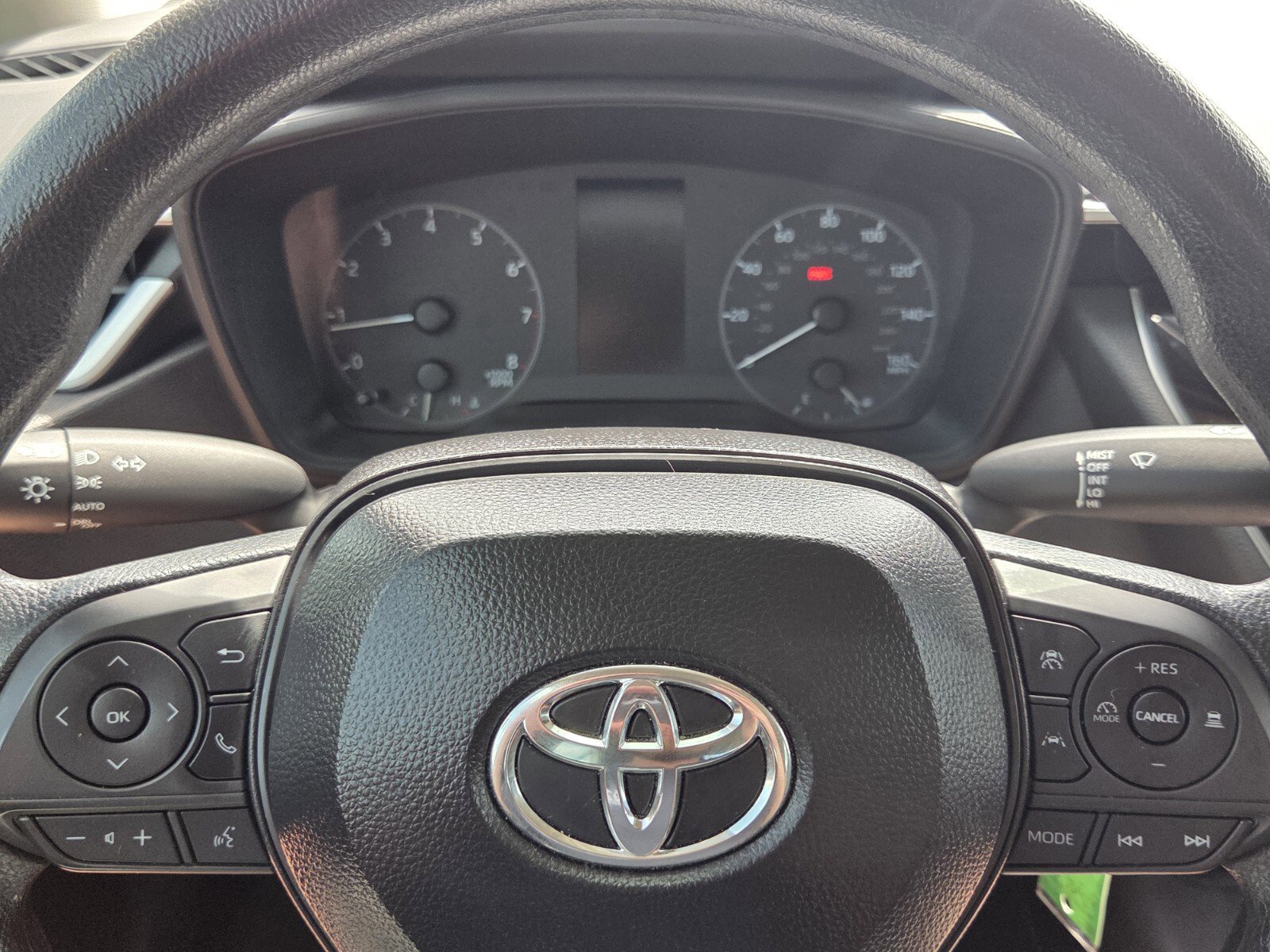 Certified 2025 Toyota Corolla LE image 17