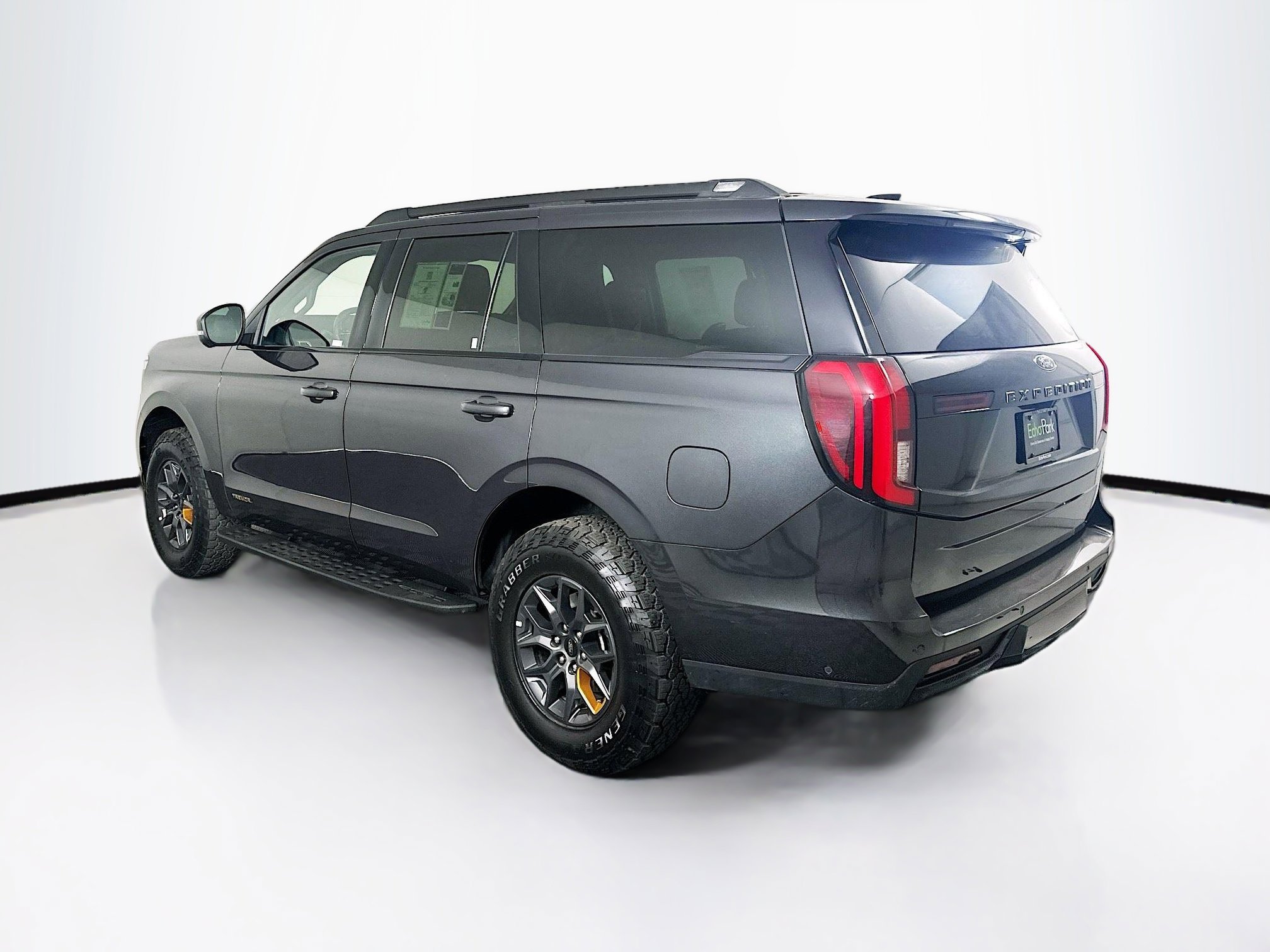 Used 2025 Ford Expedition Tremor AWD/4WD image 5