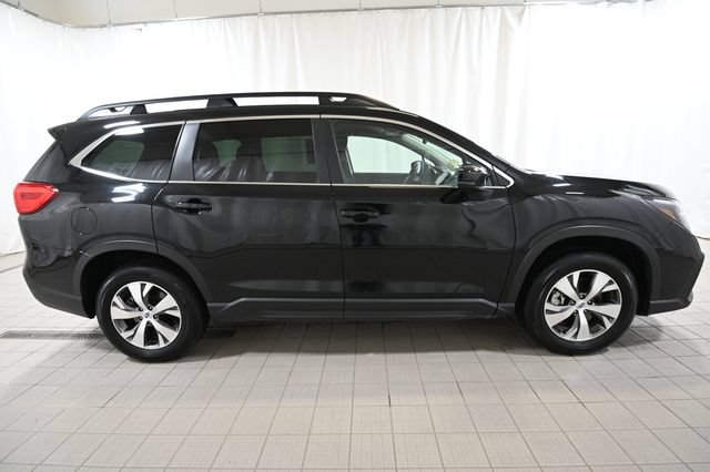 Certified 2025 Subaru Ascent Premium AWD/4WD image 14
