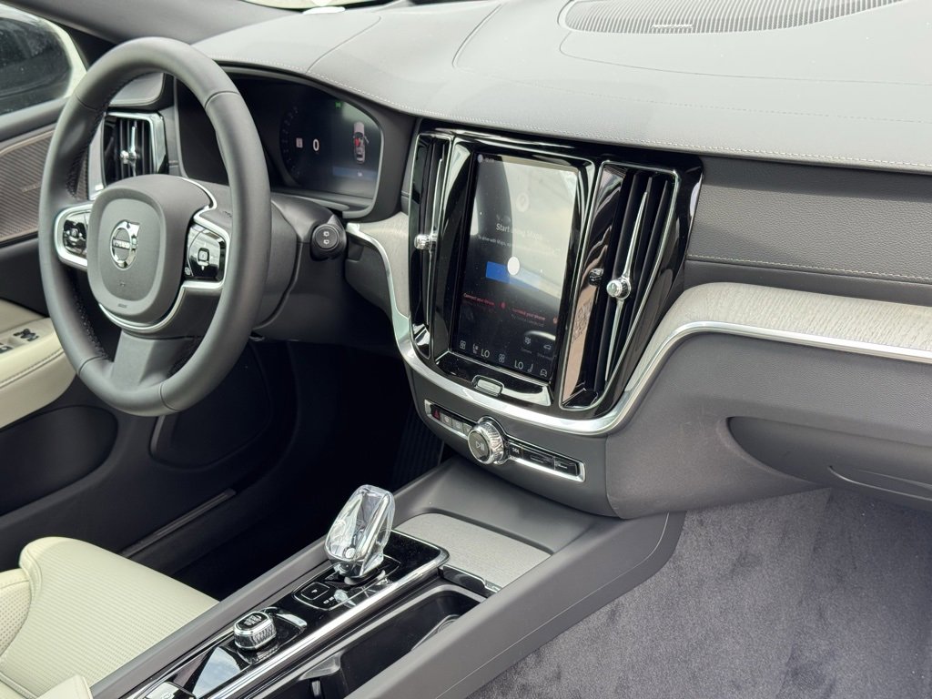 New 2026 Volvo V60 B5 Cross Country Ultra w/ Protection Package Premier image 24